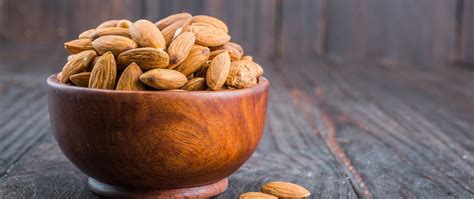 how much omega 3 in walnuts|do almonds have omega 3.